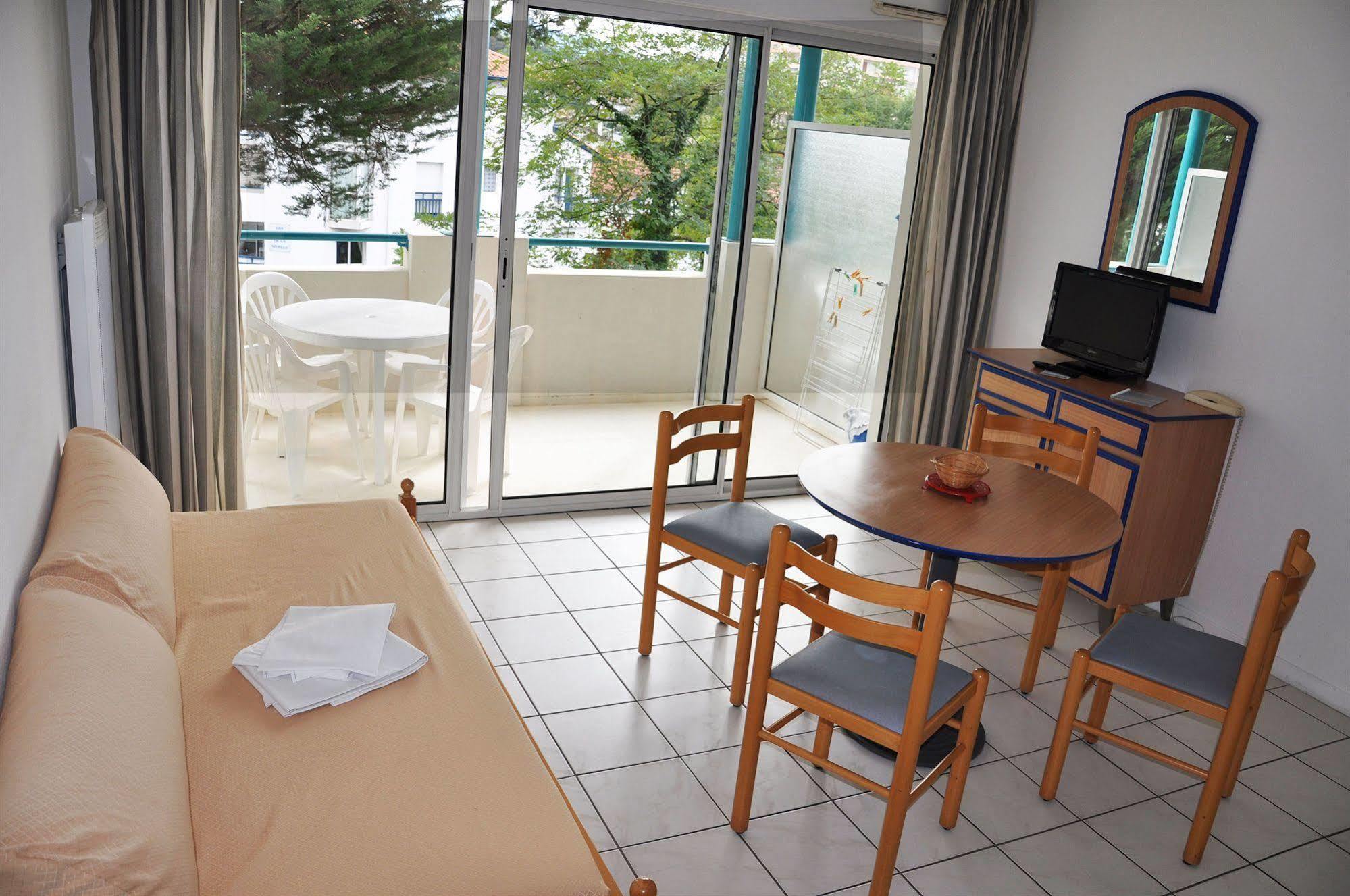 Residence Hoteliere Du Golf Ciboure Buitenkant foto